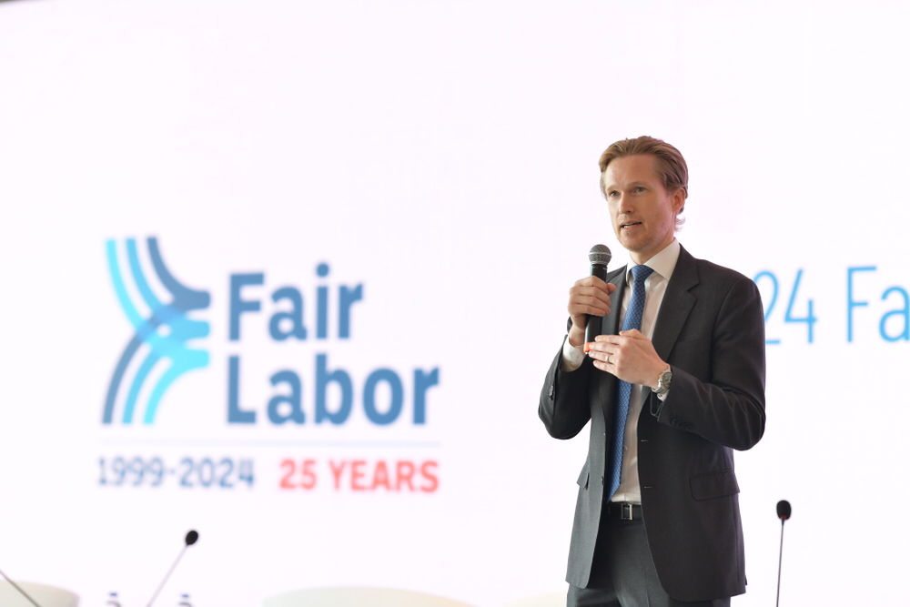 Keynote speaker presentation conference