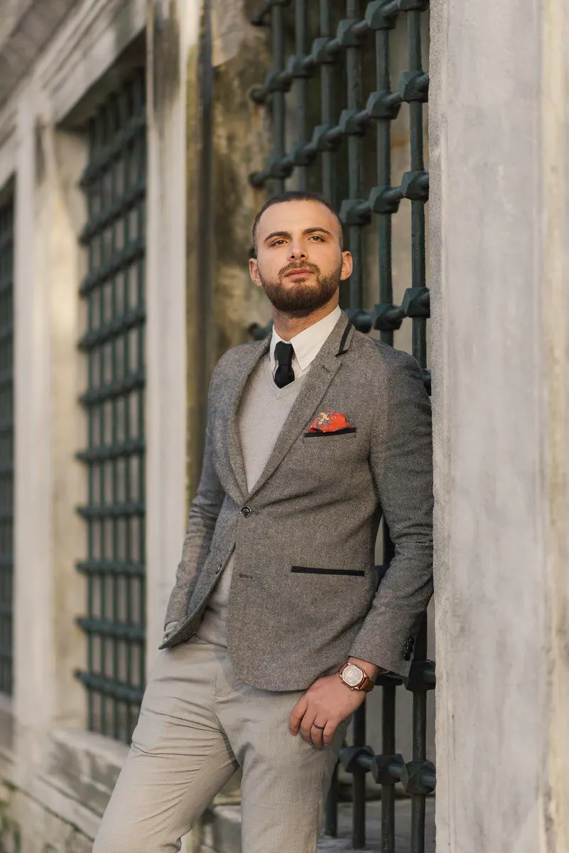 Photoshoot on the colorful streets of Balat, Istanbul