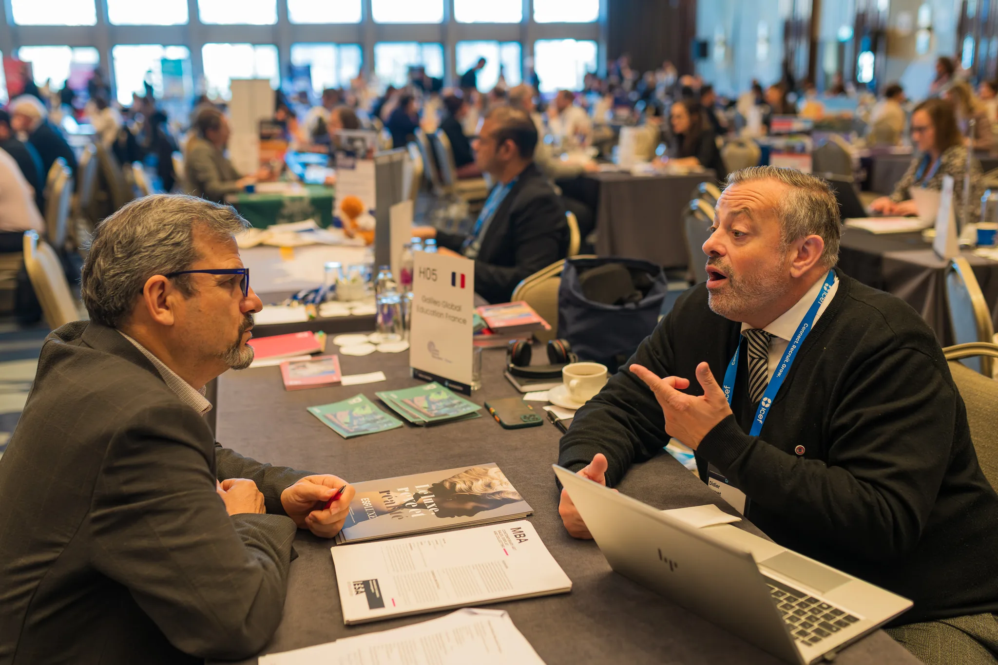 Keynote talk in progress at an Istanbul summit