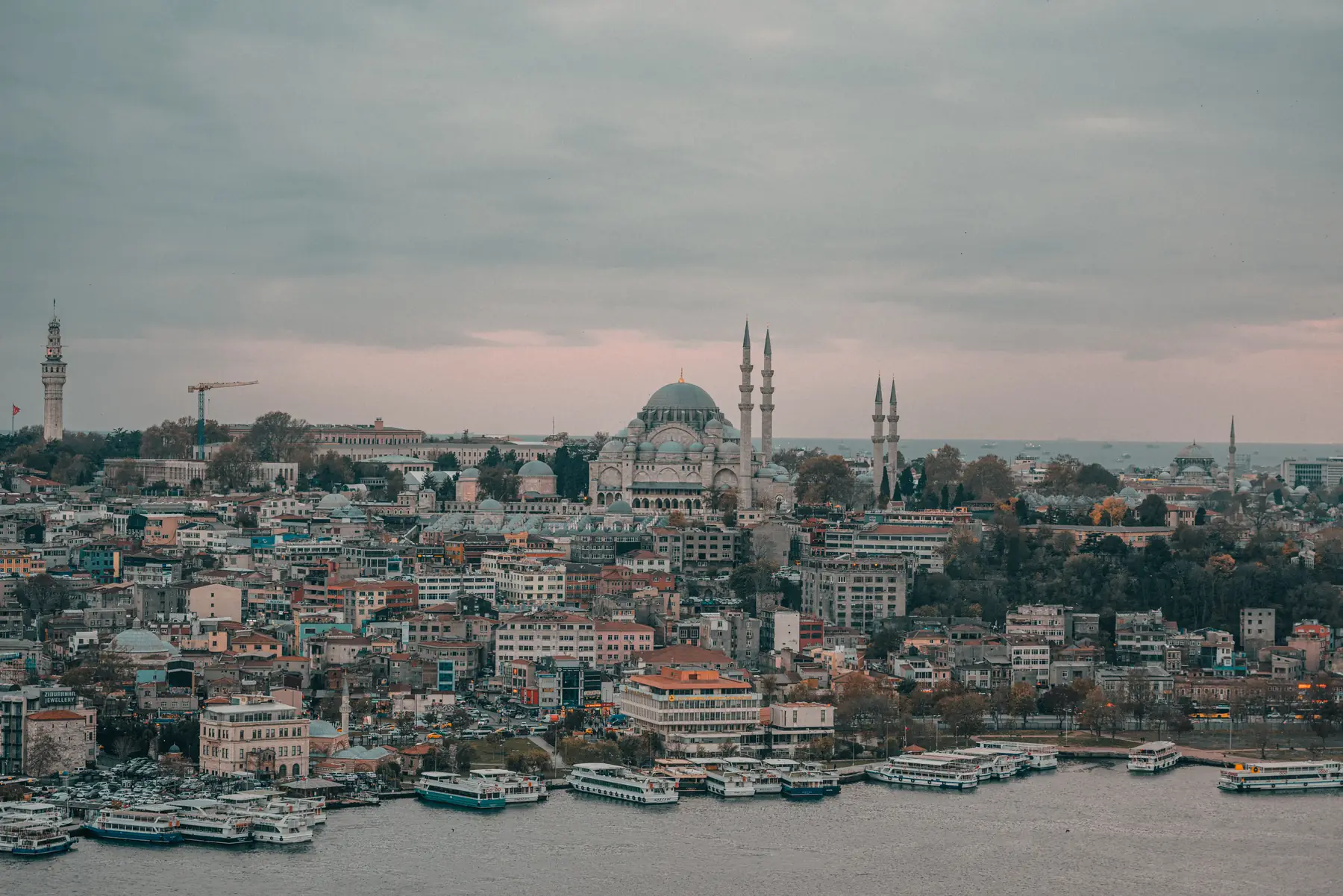 Istanbul skyline at dusk, Süleymaniye Mosque above the Golden Horn